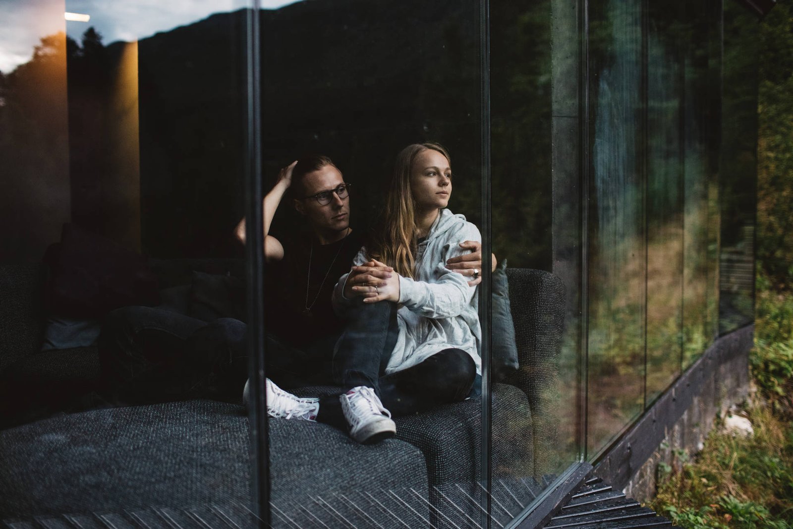 6 Best Sunglasses Trends of 2023 to Keep Wearing Next Year